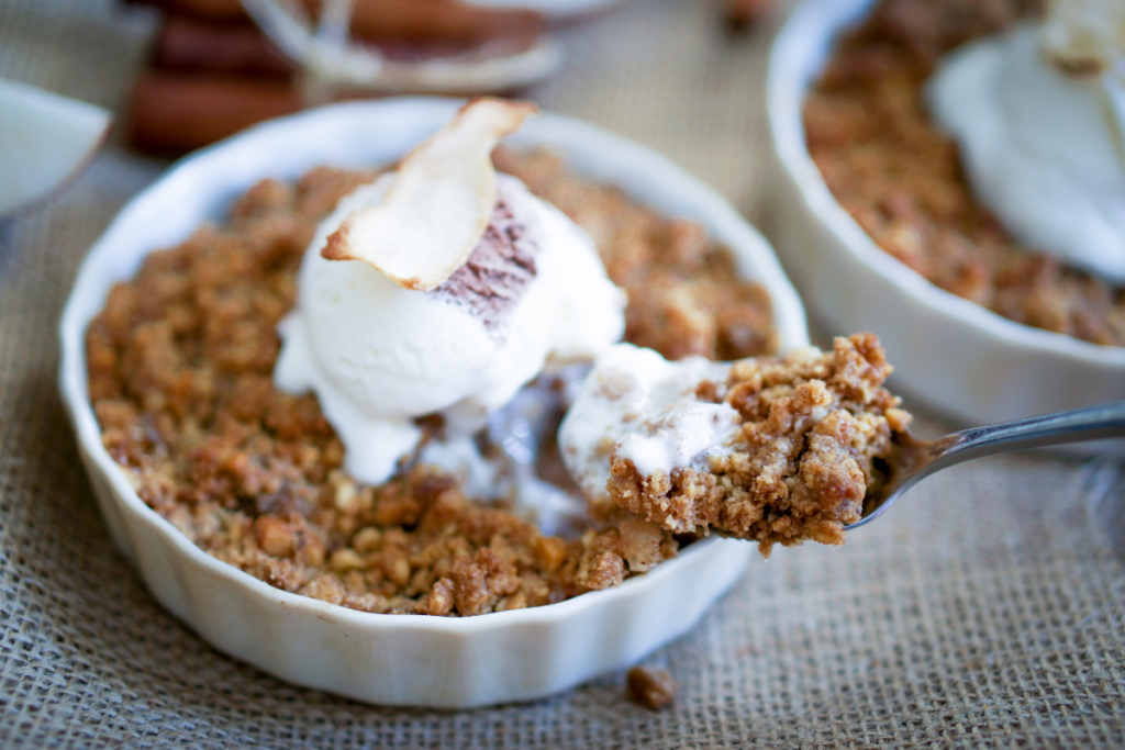 crumble de maçã com sorvete