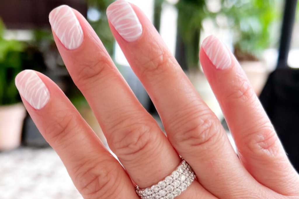 unhas de casamento 